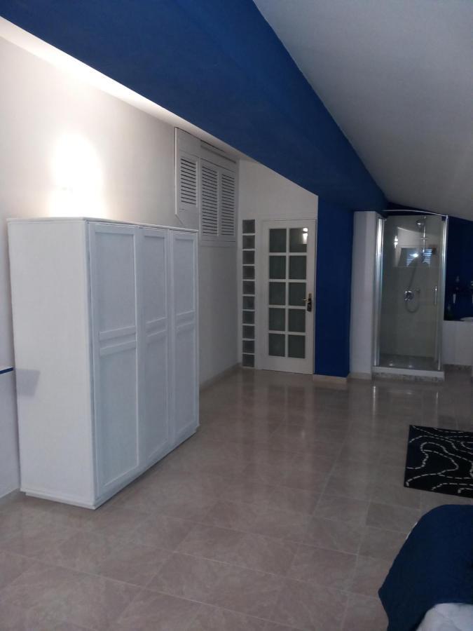 Wendy House Apartament Bari Exterior foto